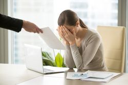 Salariul minim nu va fi majorat în 2026: Ilie Bolojan „Peste tot s-a stabilit că este o plafonare de salarii” Salariul minim nu va fi majorat în 2026: Ilie Bolojan „Peste tot s-a stabilit că este o plafonare de salarii”